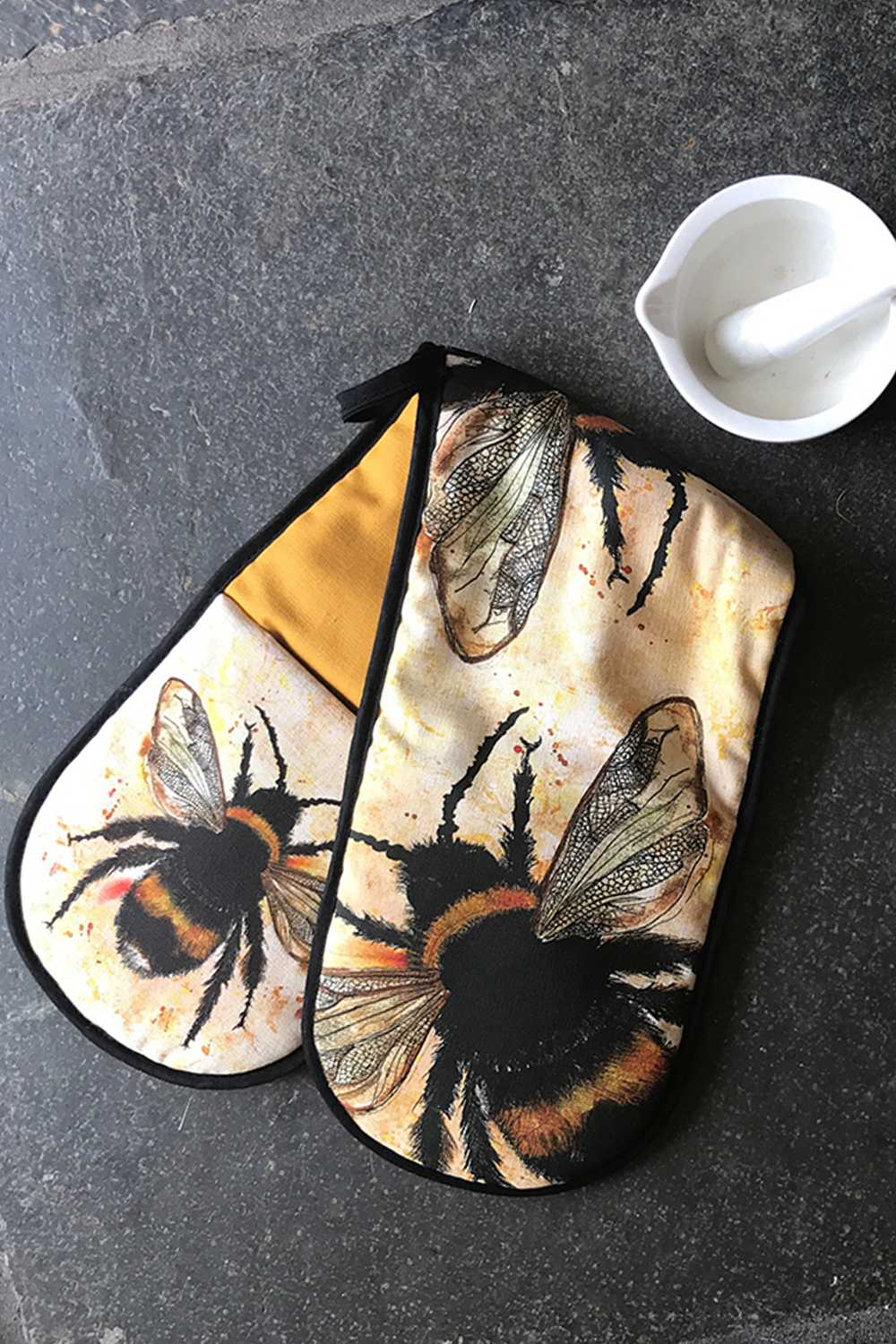Bee - Oven Gloves